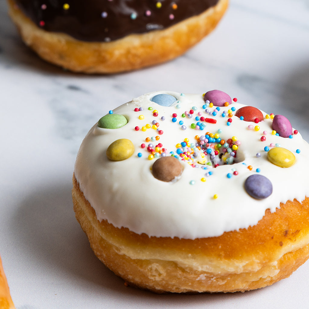Party Ring Doughnut Box