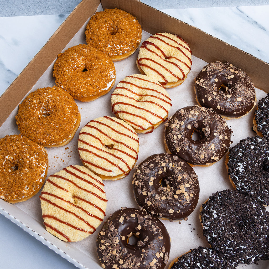 Mixed Biscuit Ring Doughnut Box