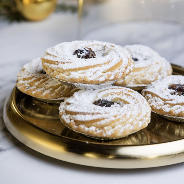 Six Luxury Viennese Mince Pies displayed on a gold plate